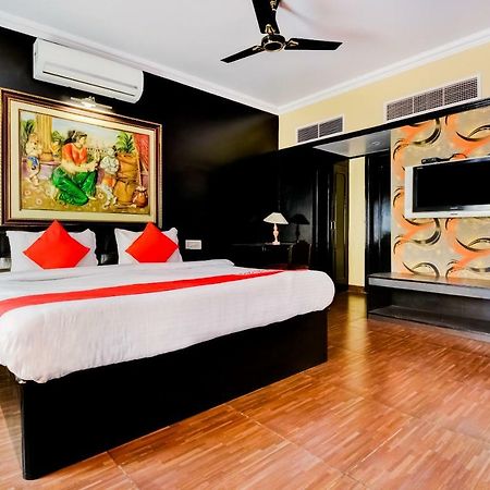 Oyo 18814 Hotel Maya International Jaipur Eksteriør billede