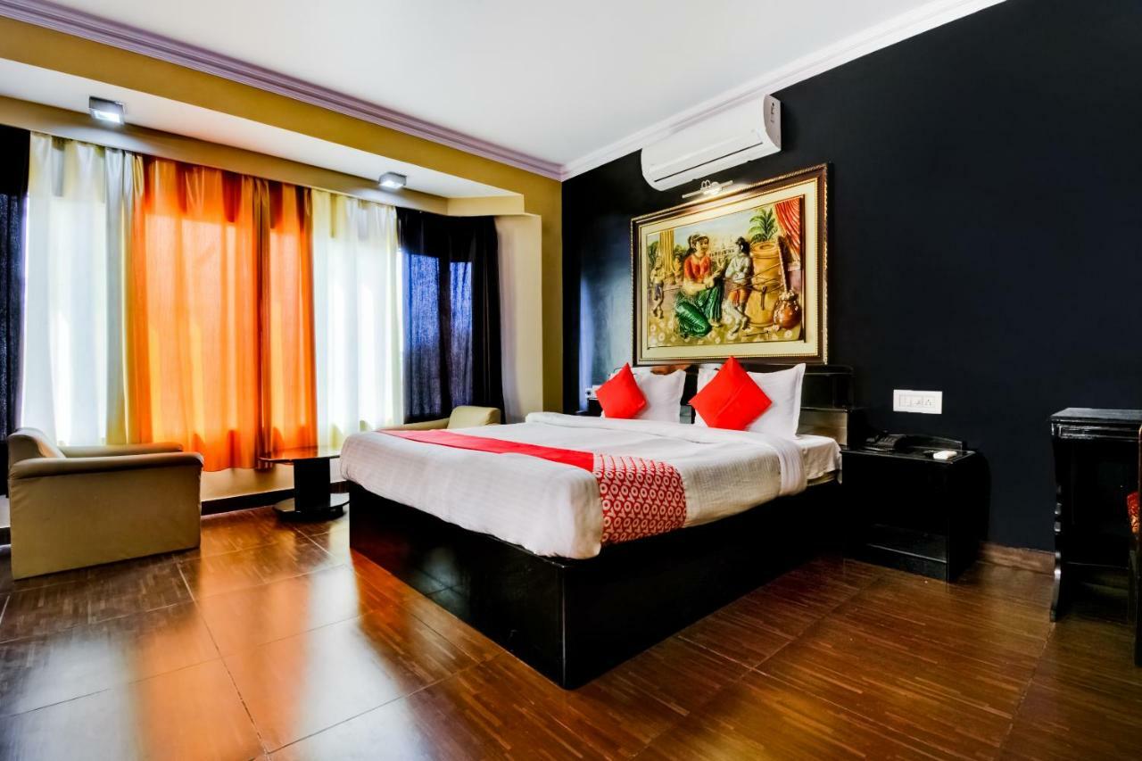 Oyo 18814 Hotel Maya International Jaipur Eksteriør billede