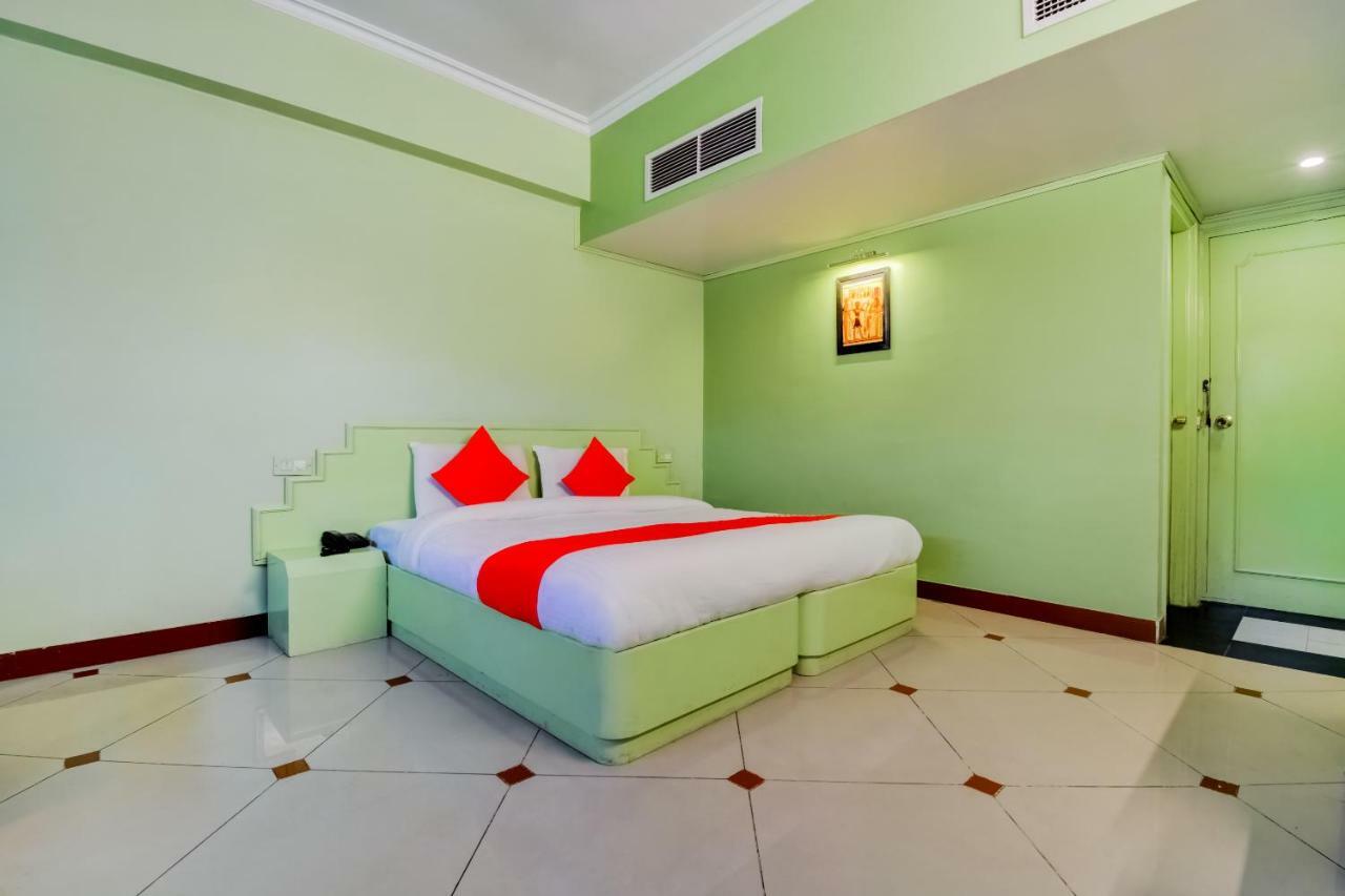 Oyo 18814 Hotel Maya International Jaipur Eksteriør billede