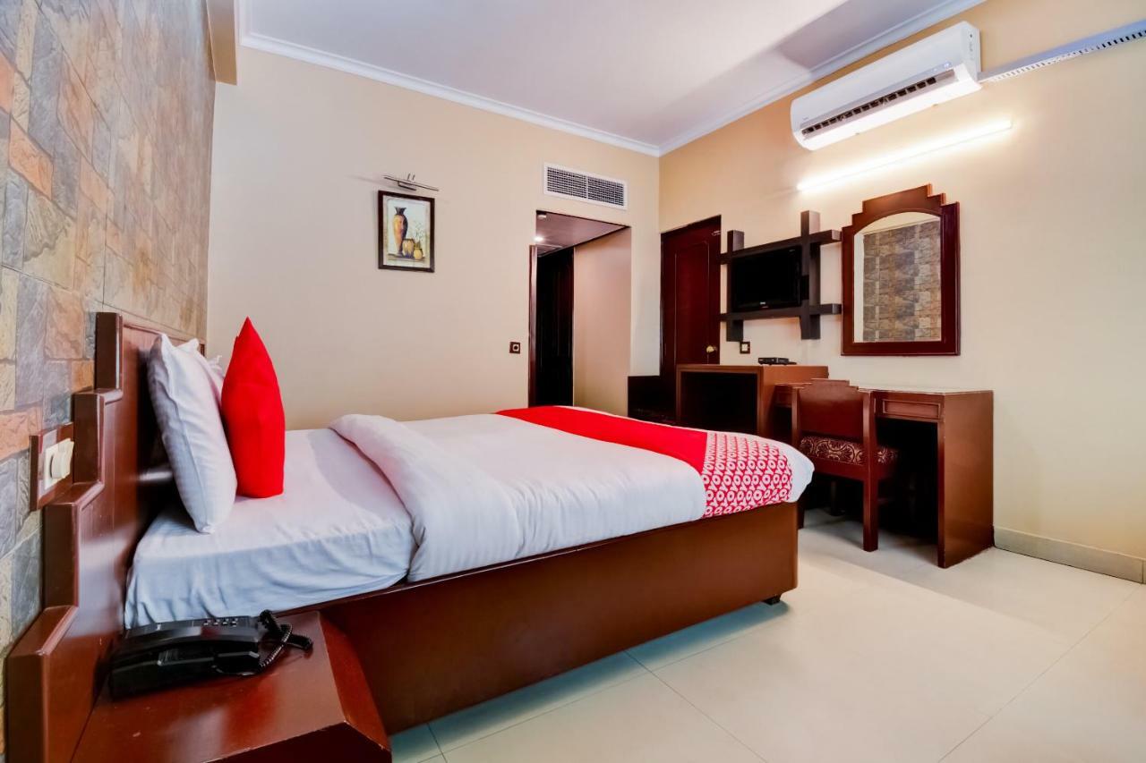 Oyo 18814 Hotel Maya International Jaipur Eksteriør billede