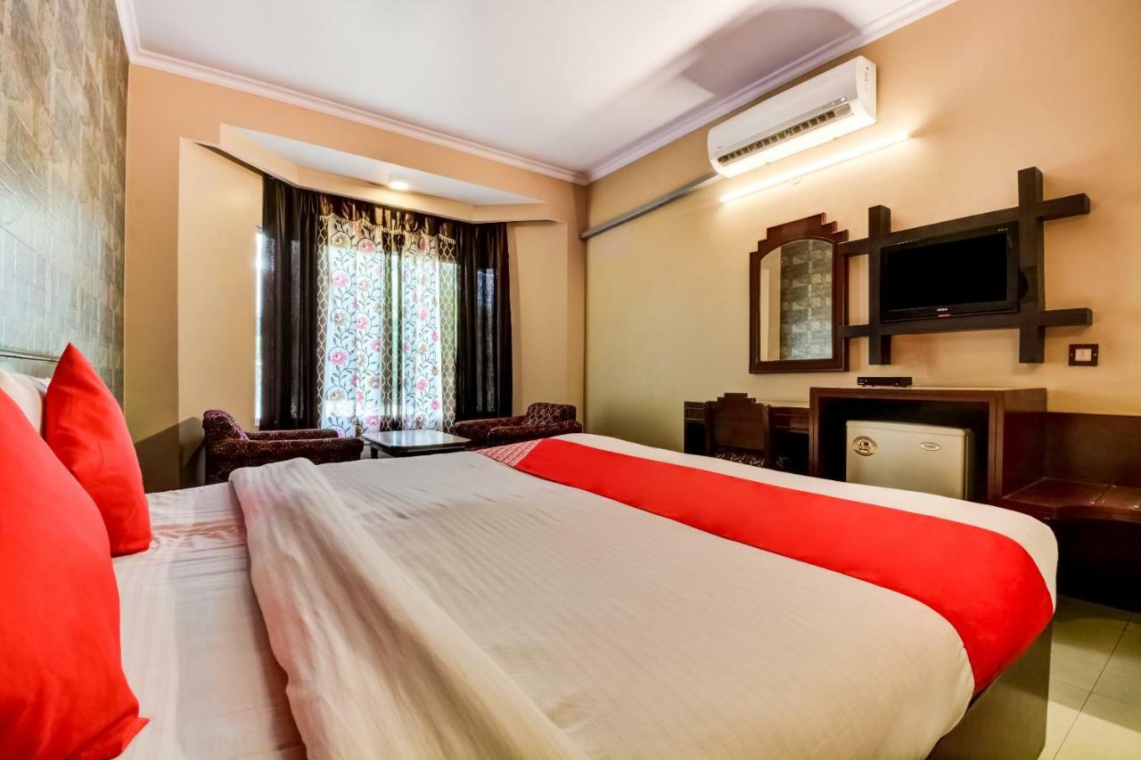 Oyo 18814 Hotel Maya International Jaipur Eksteriør billede